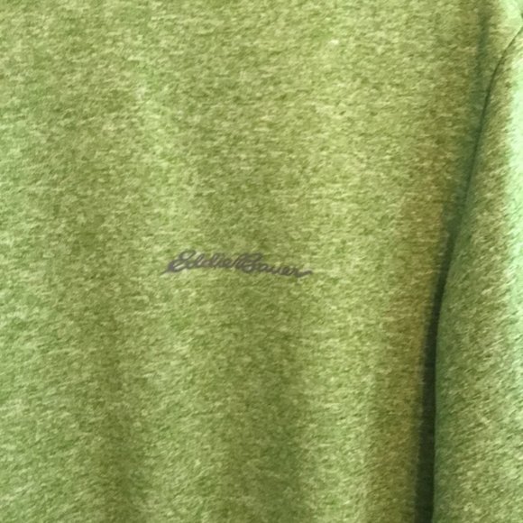 Eddie Bauer Men's T-Shirt - Picture 3 of 4